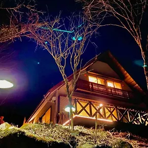 ヴィラ Yorokobu箱根森林中的独栋别墅，富士山，适合开party